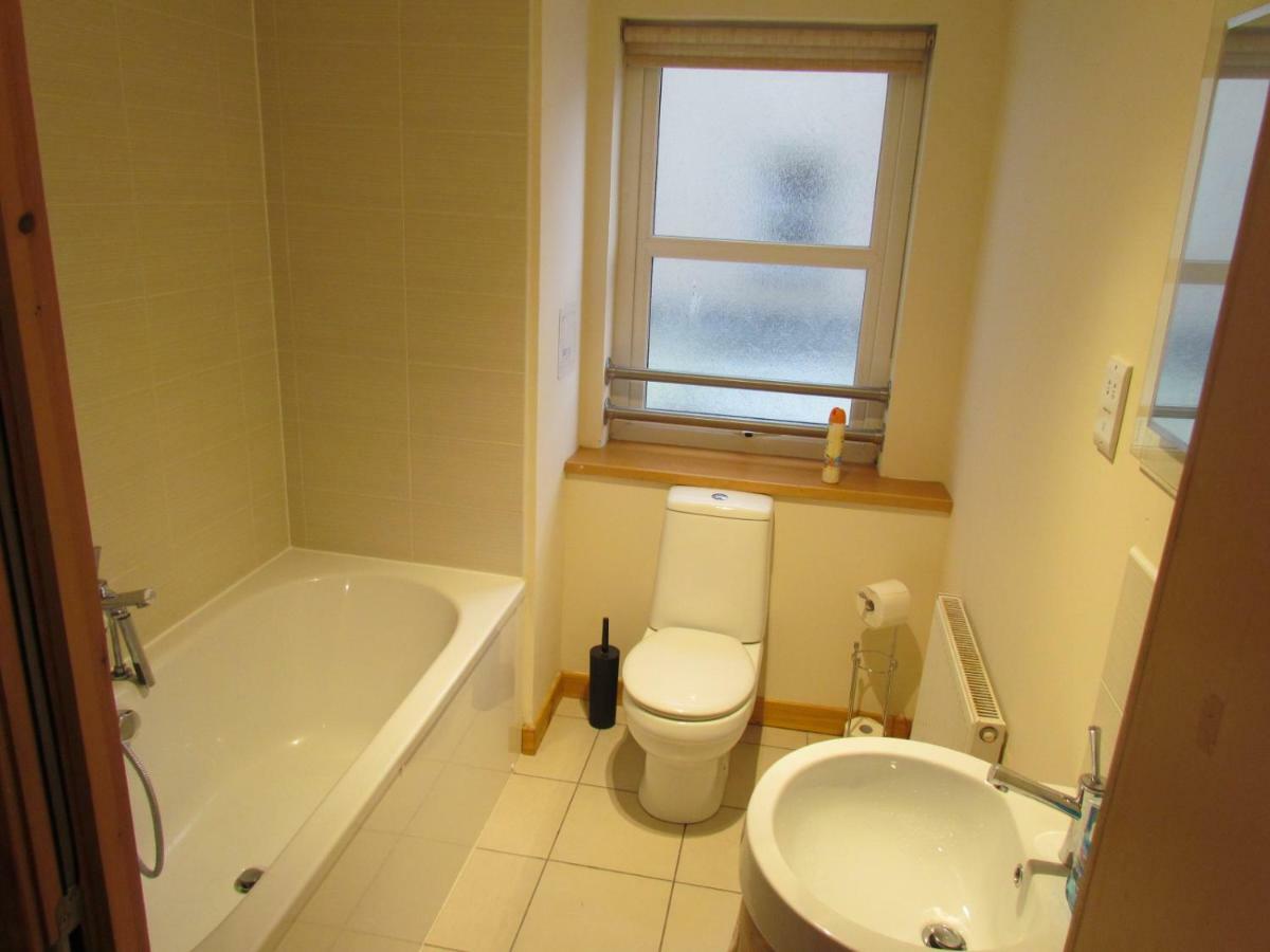 Farraline Court Apartman Inverness Kültér fotó