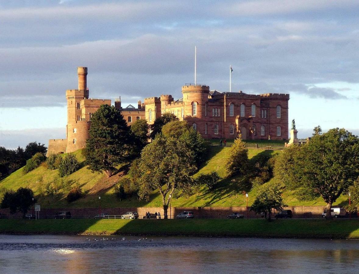 Farraline Court Apartman Inverness Kültér fotó