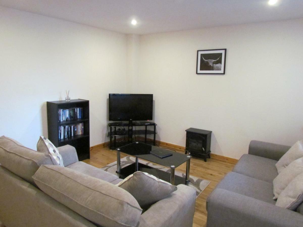 Farraline Court Apartman Inverness Kültér fotó